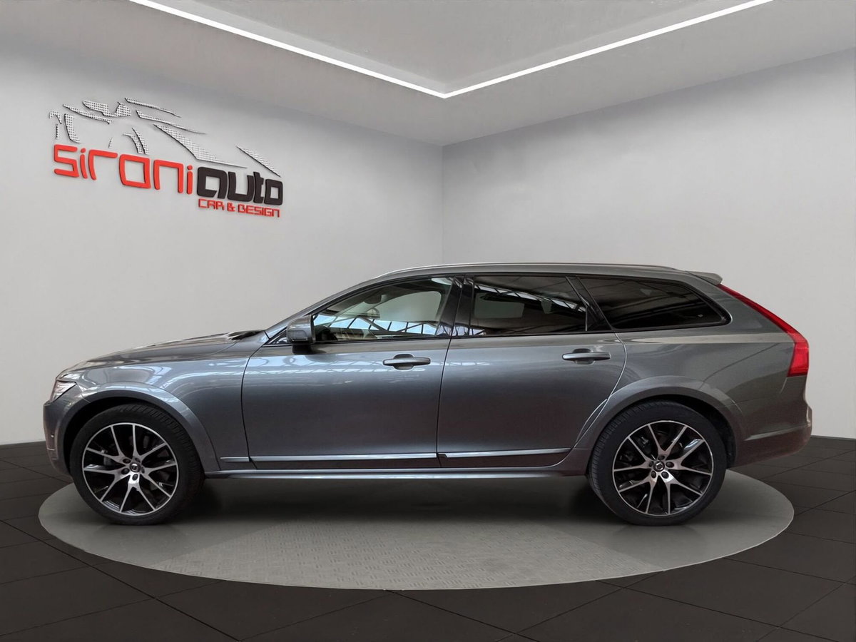 Volvo V90 Cross Country D4 AWD Geartronic (3)