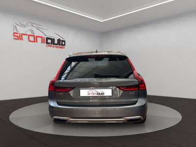 Volvo V90 Cross Country D4 AWD Geartronic (6)