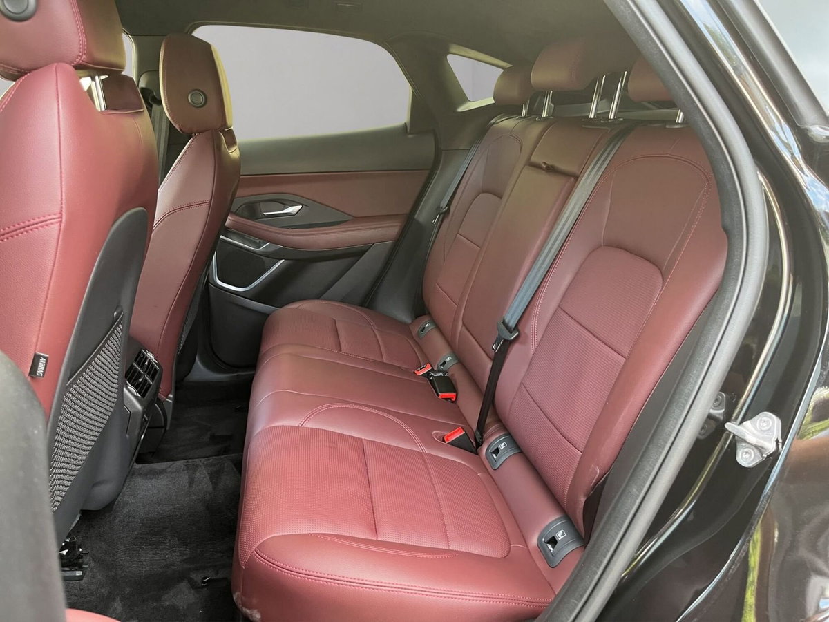 Jaguar E-Pace 1.5 i3 mhev R-Dynamic HSE fwd 160cv auto (13)