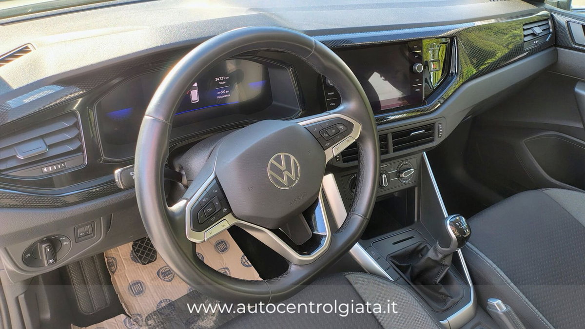 Volkswagen Polo 1.0 tsi Life 95cv (6)