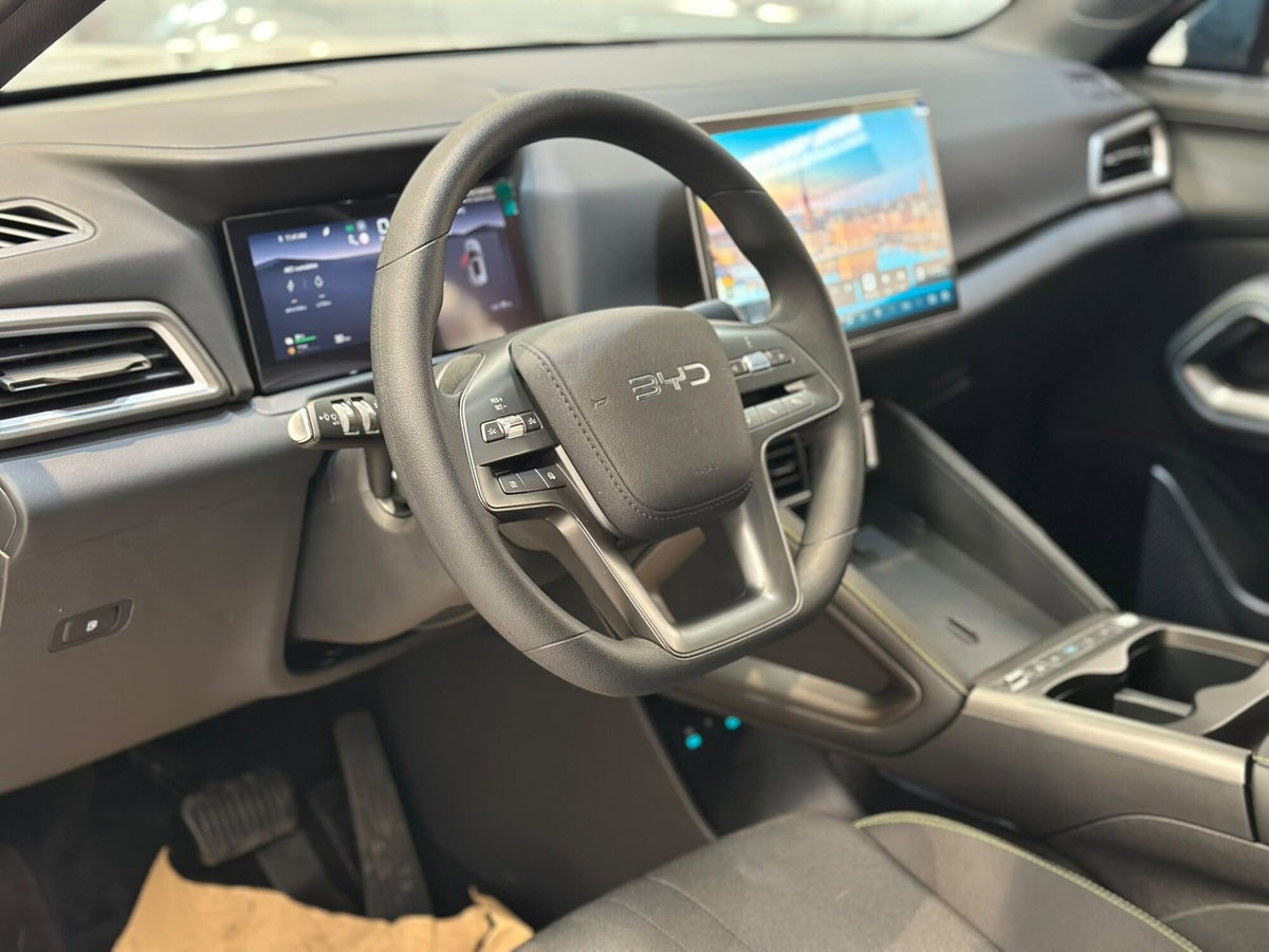 Byd Atto 2 DM-i 1.5 phev Active 165cv (5)