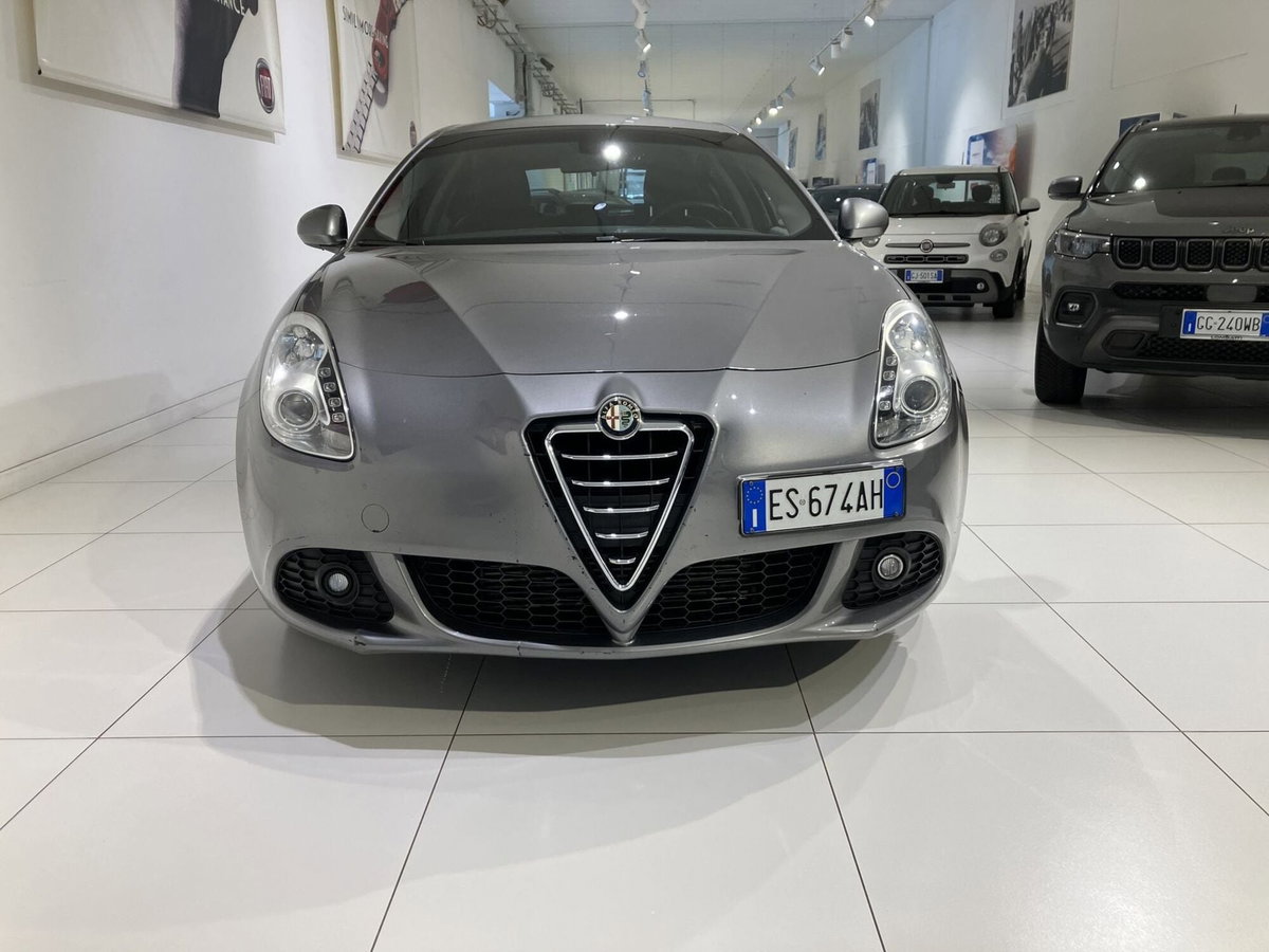 Alfa Romeo Giulietta 1.6 JTDm Business E5+ (2)