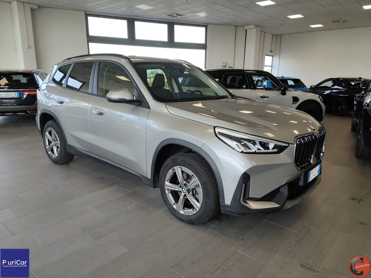 BMW X1 sdrive18i X-Line auto (2)