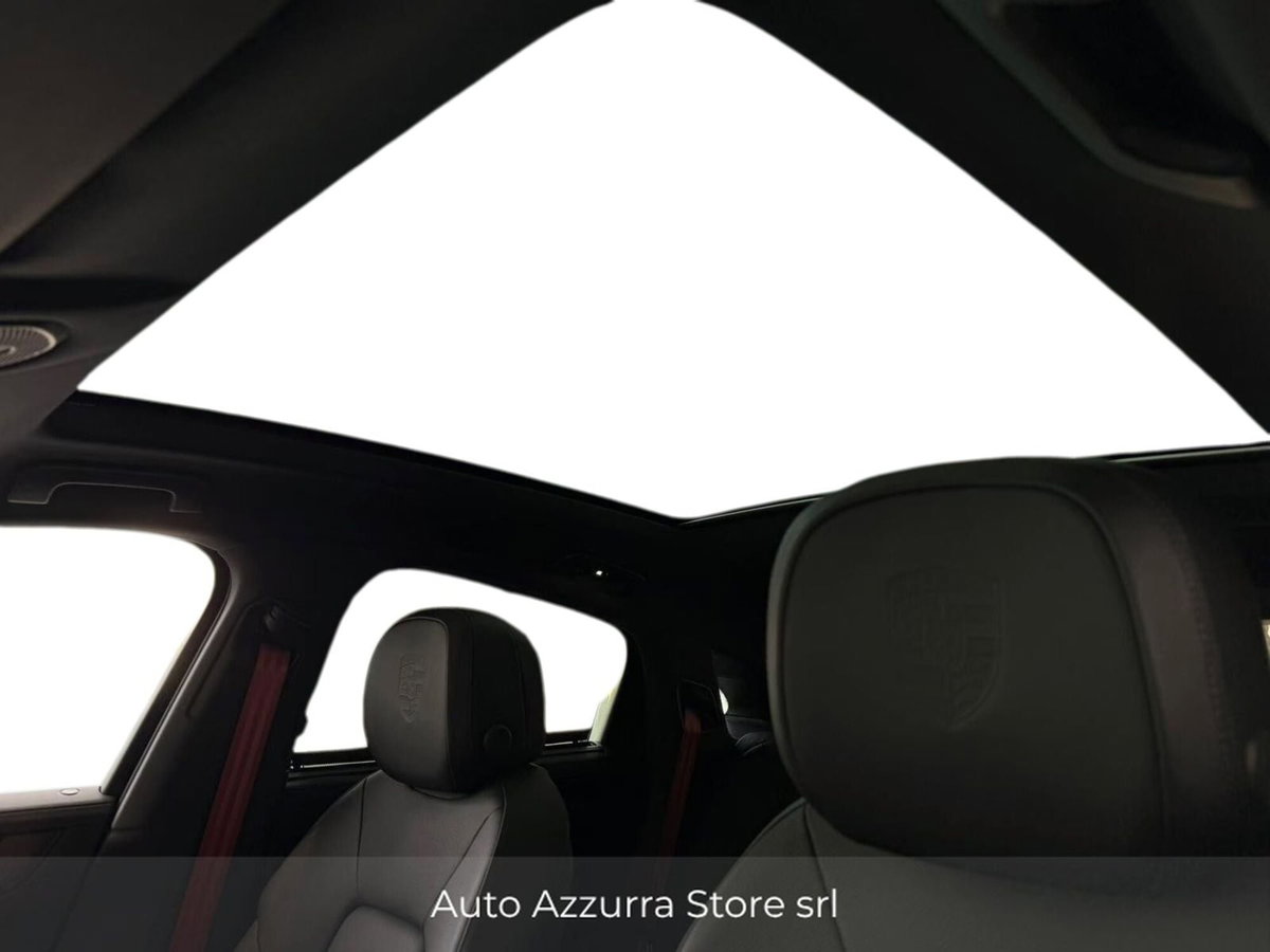 Porsche Cayenne 3.0 Black Edition tiptronic (10)