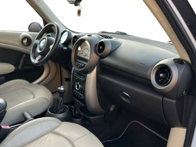 MINI Mini Countryman 1.6 Cooper D Countryman (14)