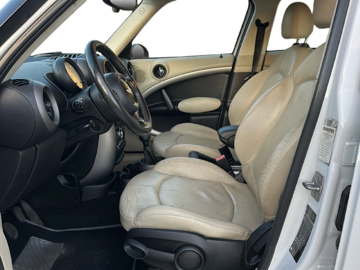 MINI Mini Countryman 1.6 Cooper D Countryman (9)