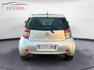 Toyota iQ 1.0 Sol (3)