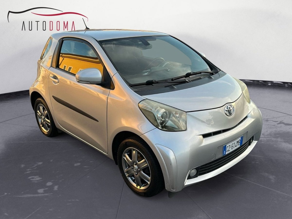 Toyota iQ 1.0 Sol (6)