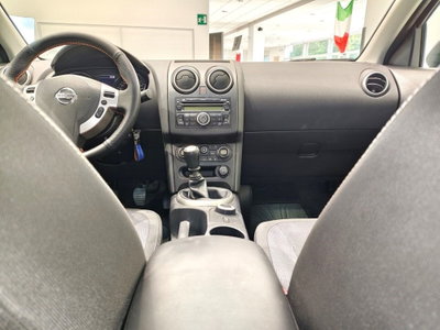 Nissan Qashqai 2.0 16V 4WD Acenta (13)