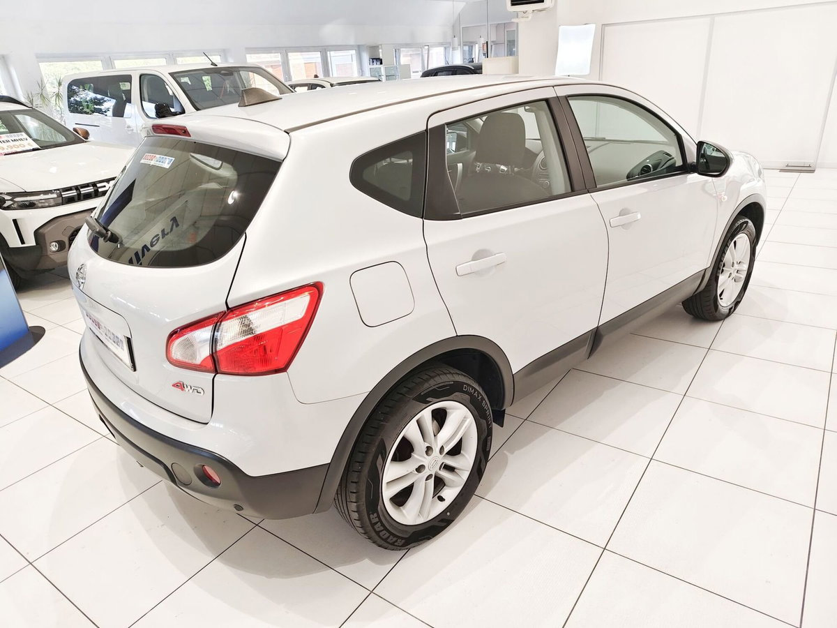 Nissan Qashqai 2.0 16V 4WD Acenta (3)