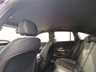 Mercedes-Benz GLA SUV 200 d Automatic 4Matic Premium (19)