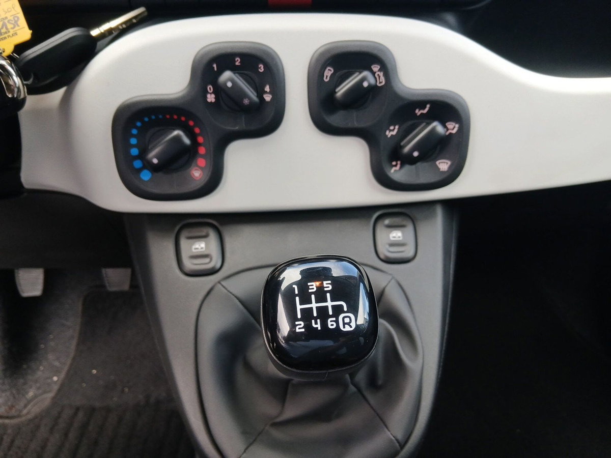 Fiat Pandina 1.0 firefly hybrid s&s 70cv (15)
