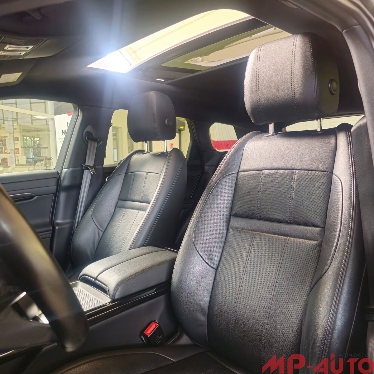 Land Rover Range Rover Evoque 2.0D I4 180 CV AWD Auto R-Dynamic HSE (10)