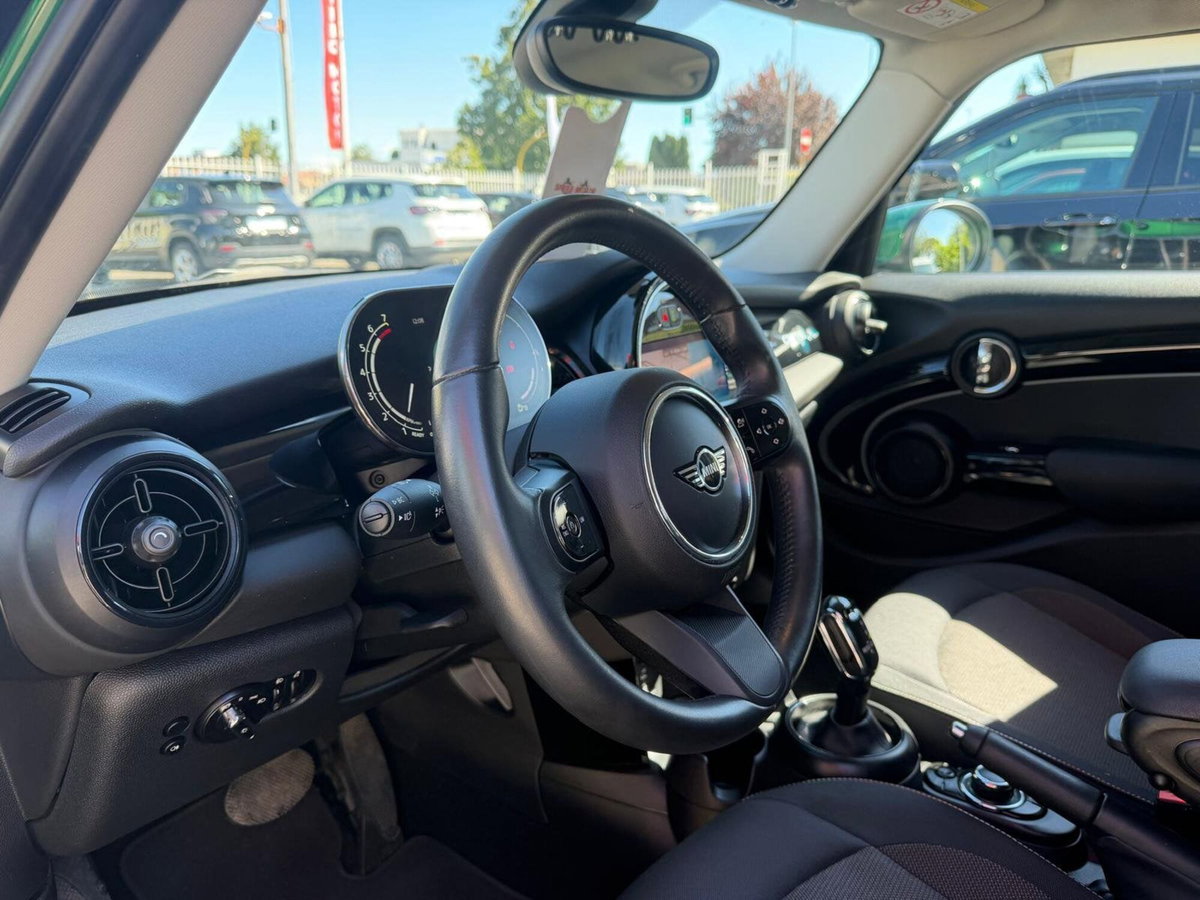 MINI Mini 1.5 Cooper Camden 5 porte (12)