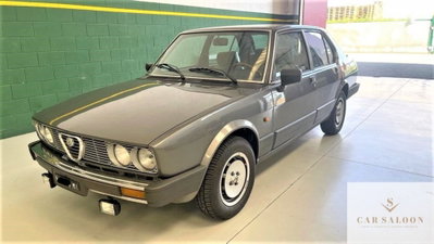 Alfa Romeo Alfetta 2.0i Quadrifoglio Oro usata