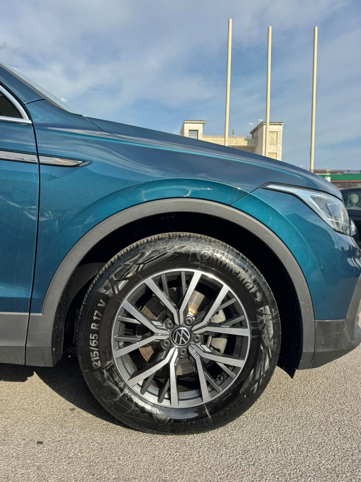 Volkswagen Tiguan Allspace 2.0 TDI SCR DSG 4MOTION Life (16)