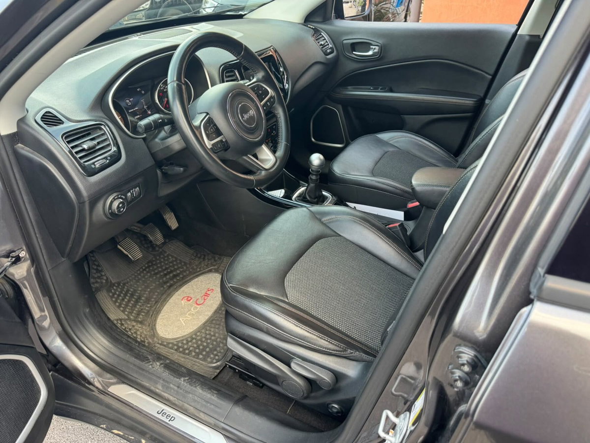 Jeep Compass 1.6 Multijet II 2WD Limited (5)
