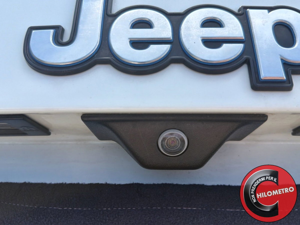 Jeep Renegade 1.3 T4 190CV PHEV 4xe AT6 Limited (10)