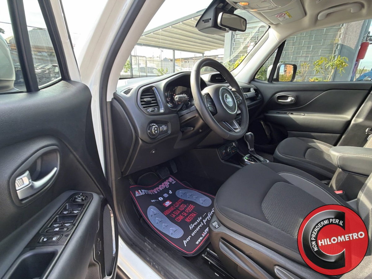 Jeep Renegade 1.3 T4 190CV PHEV 4xe AT6 Limited (15)