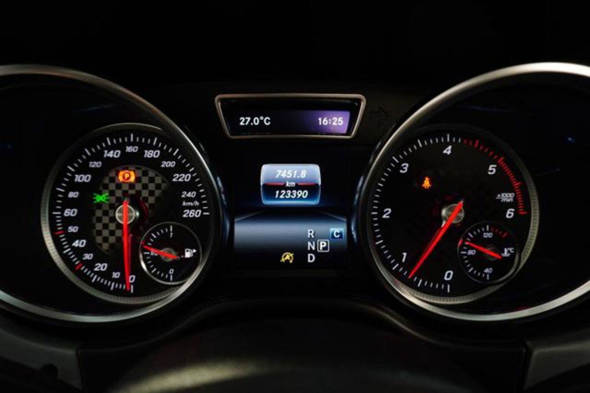 Mercedes-Benz GLE SUV 250 d 4Matic Premium (15)