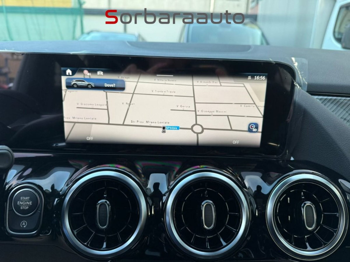 Mercedes-Benz GLA SUV Elettrica 200 AMG Line Premium (20)