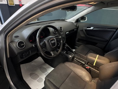 Audi A3 Sportback 2.0 16V TDI Ambition (11)