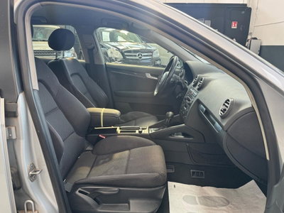 Audi A3 Sportback 2.0 16V TDI Ambition (12)