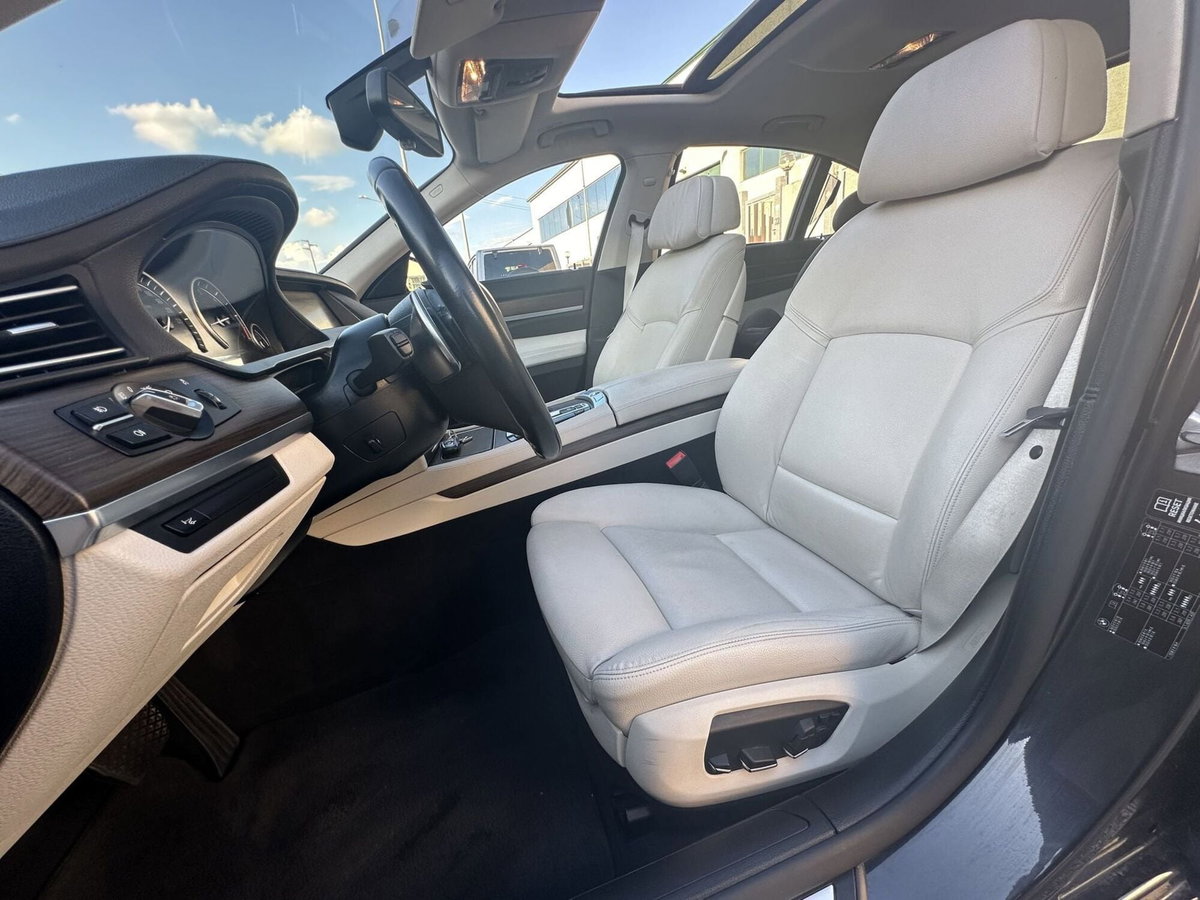 BMW Serie 7 730d Eccelsa (14)