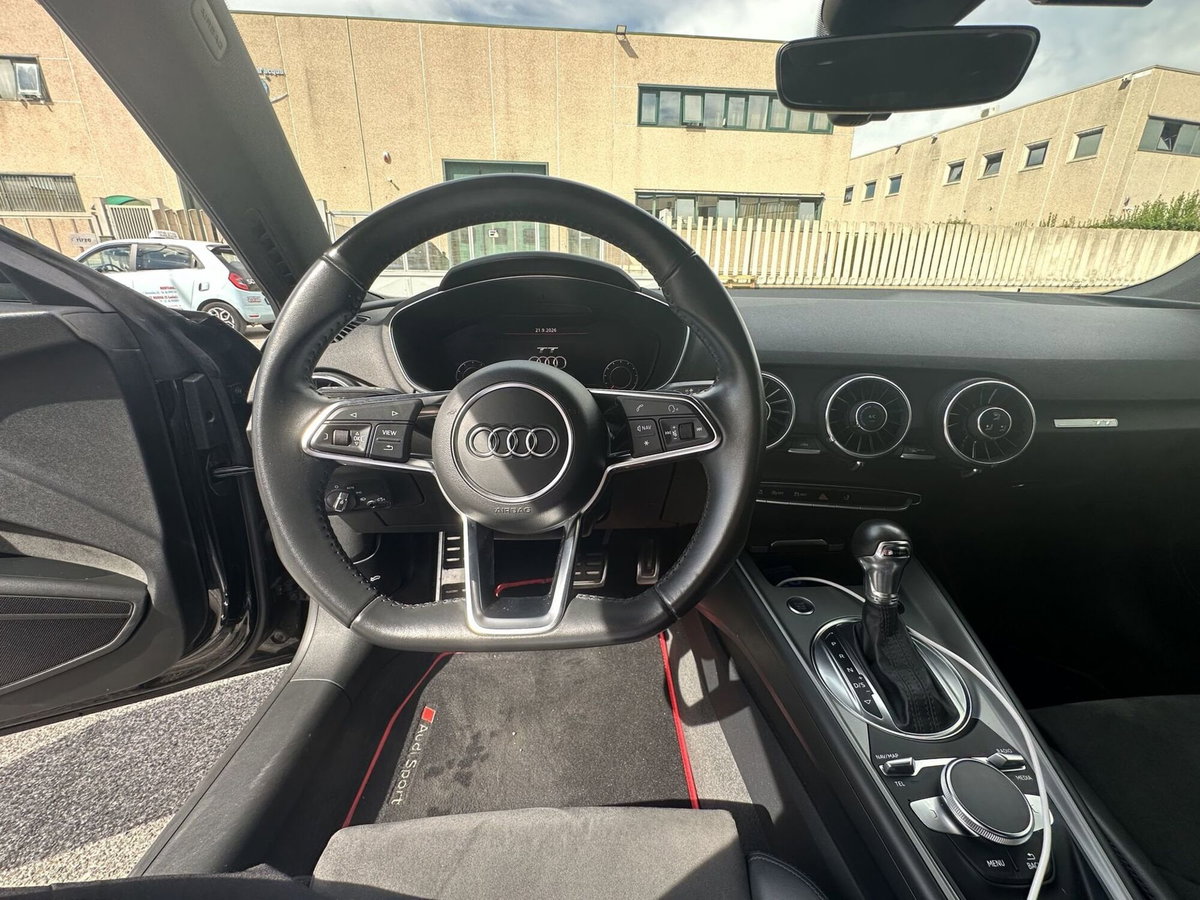 Audi TT Coupé 45 TFSI S tronic (9)