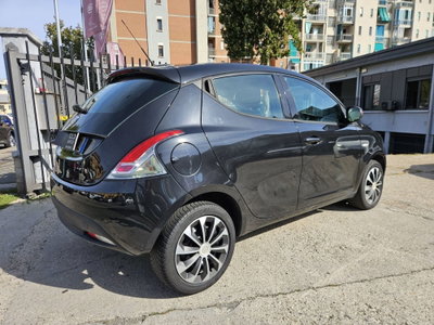 Lancia Ypsilon 1.3 MJT 16V 95 CV 5 porte S&S Elefantino (4)