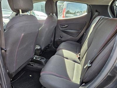 Lancia Ypsilon 1.3 MJT 16V 95 CV 5 porte S&S Elefantino (9)