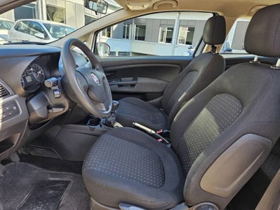 Fiat Grande Punto 1.2 3 porte (5)