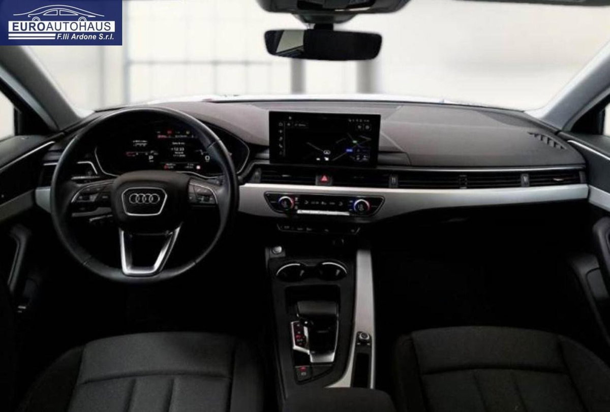 Audi A4 Avant 35 TDI/163 CV S tronic Business Advanced (3)