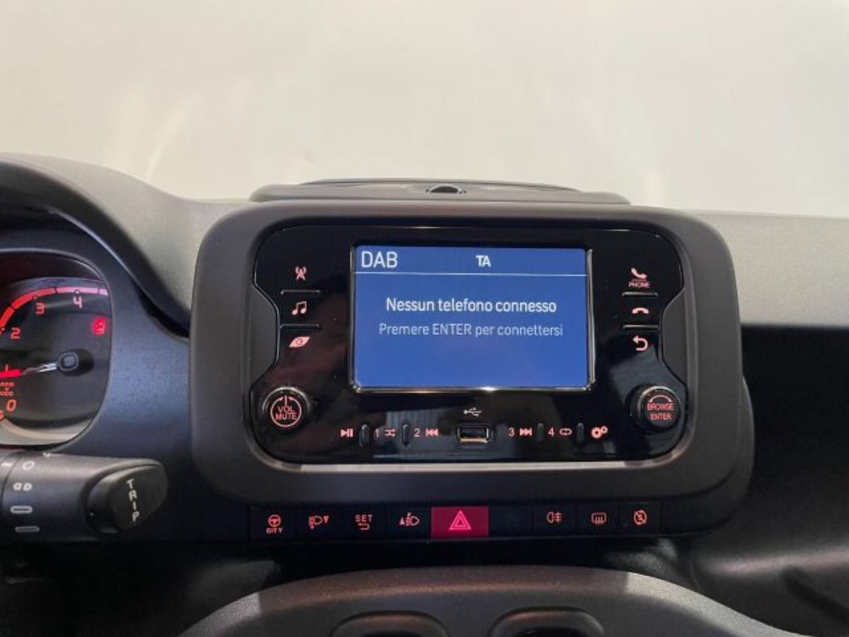 Fiat Panda 1.0 firefly hybrid s&s 70cv 5p.ti (10)