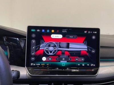Volkswagen Golf 2.0 TDI SCR Life (11)