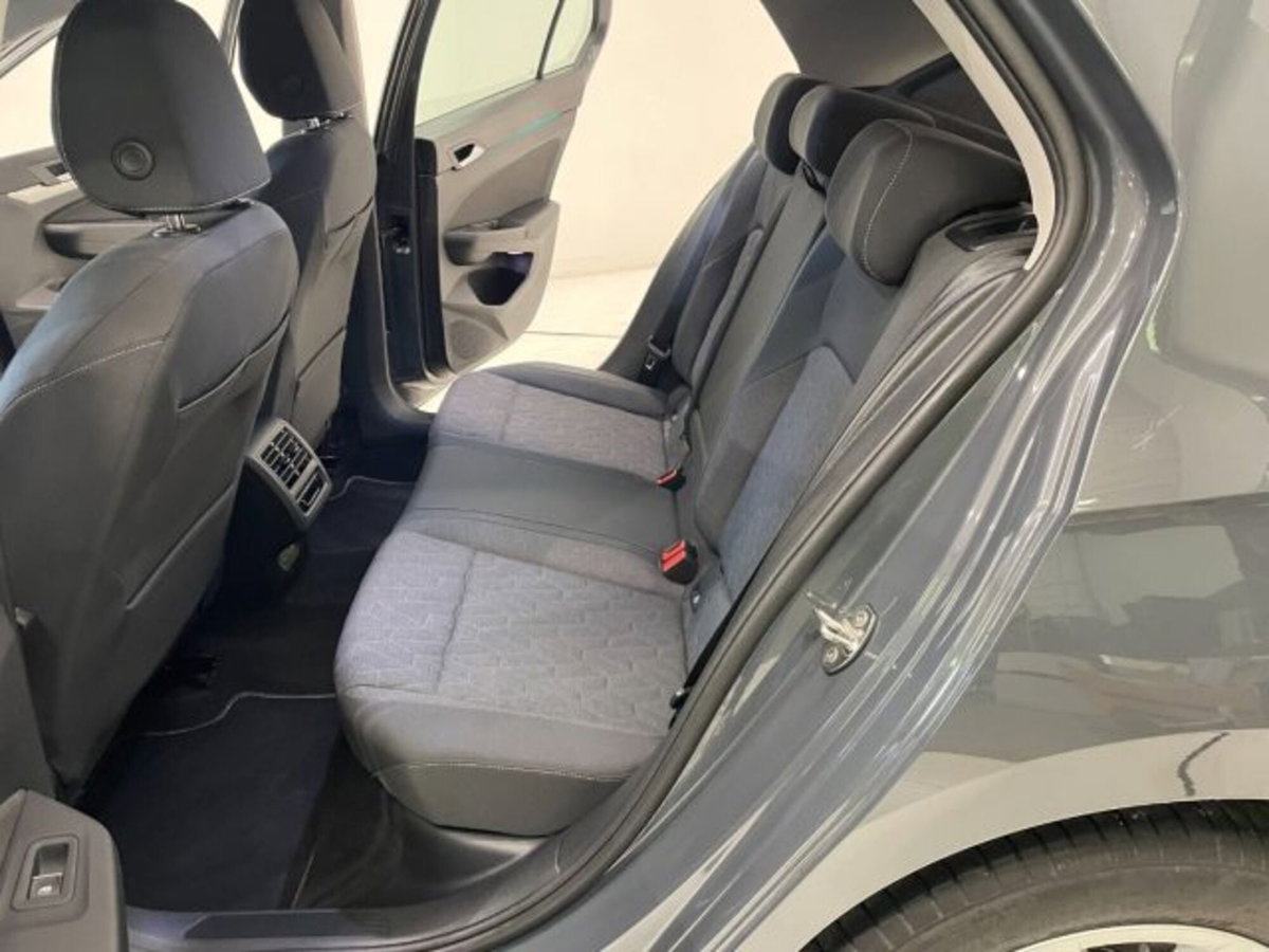Volkswagen Golf 2.0 TDI SCR Life (7)
