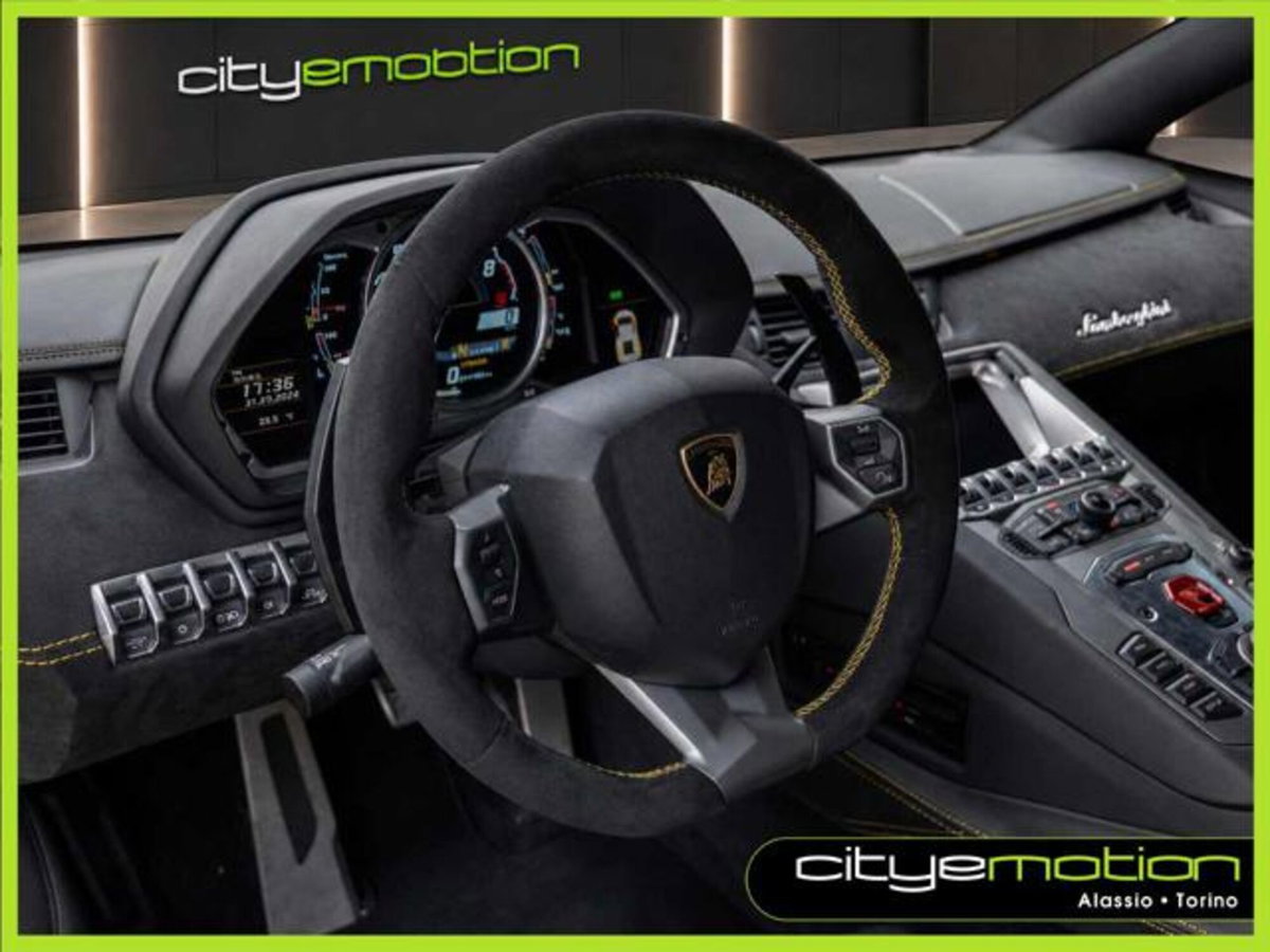 Lamborghini Aventador Coupé 6.5 V12 LP700-4 (7)