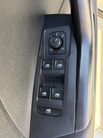 Volkswagen T-Cross 1.0 TSI Style BMT (16)