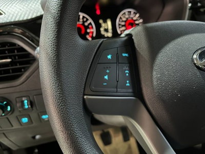 Mahindra KUV100 1.2 K8 m-bifuel (15)