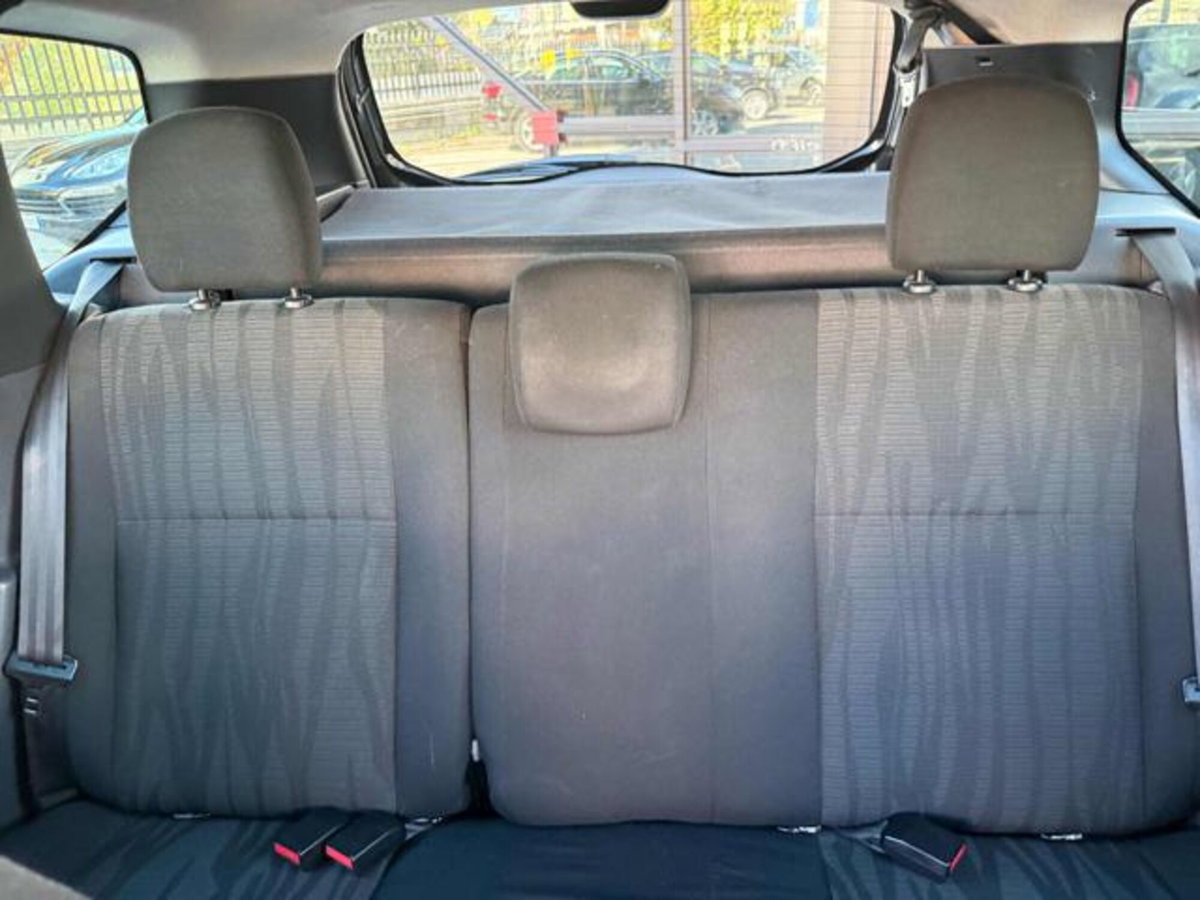 Dacia Duster 1.6 110CV 4x2 GPL SL Delsey (17)