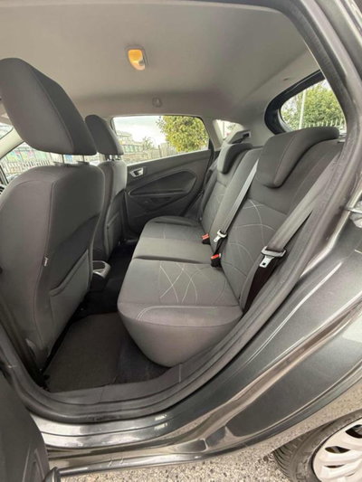 Ford Fiesta 1.5 TDCi 75CV 5 porte Titanium (13)