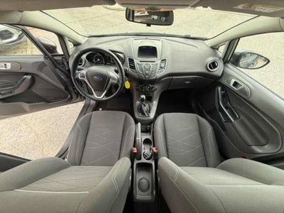 Ford Fiesta 1.5 TDCi 75CV 5 porte Titanium (14)