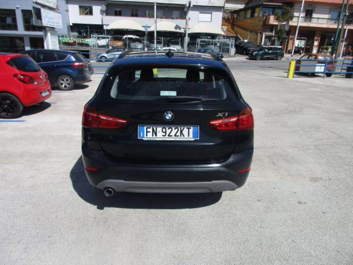 BMW X1 sDrive16d Advantage (6)