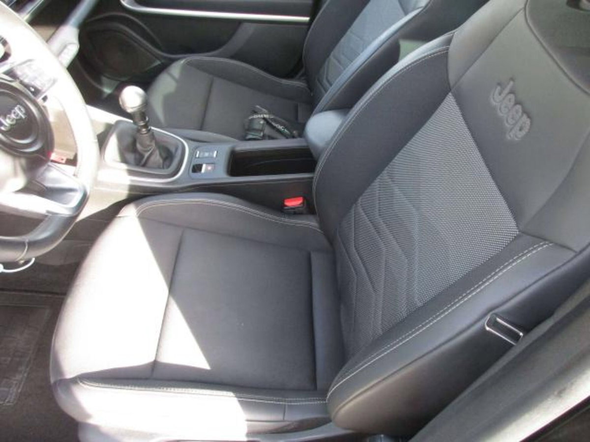 Jeep Avenger 1.2 turbo Altitude fwd 100cv (10)
