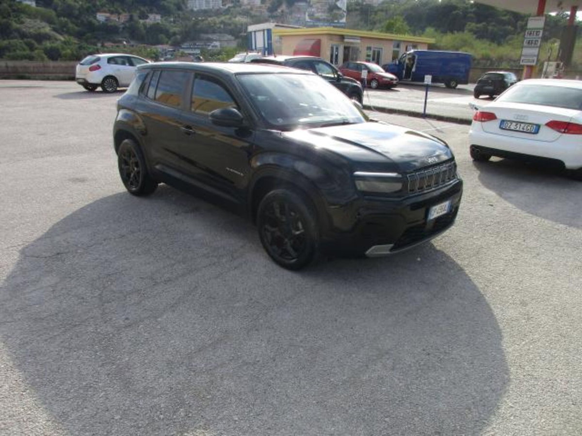 Jeep Avenger 1.2 turbo Altitude fwd 100cv (2)