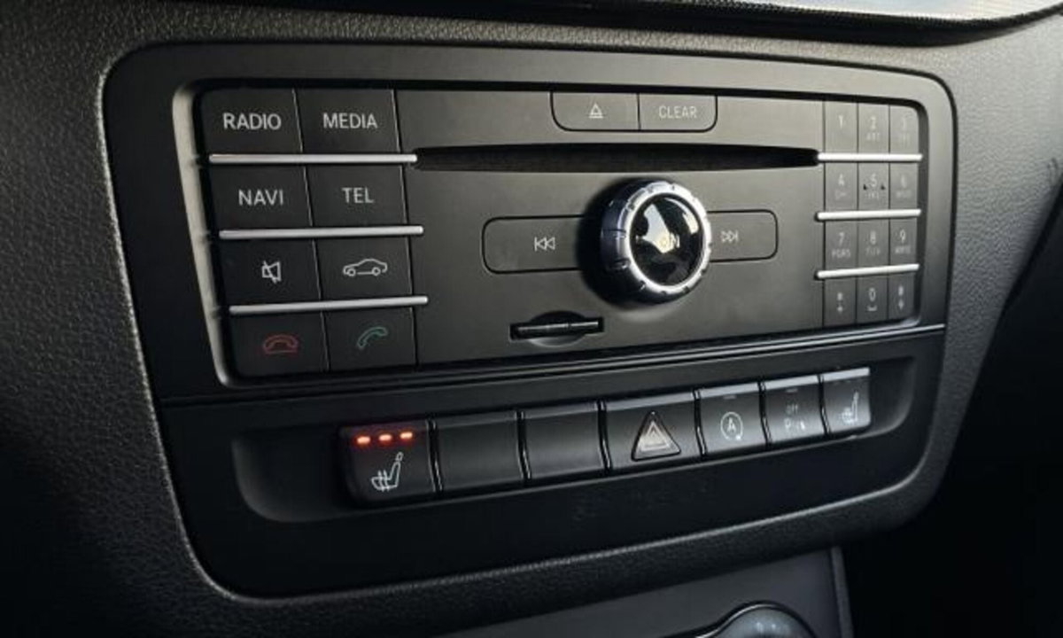 Mercedes-Benz Classe B 180 d Executive (11)
