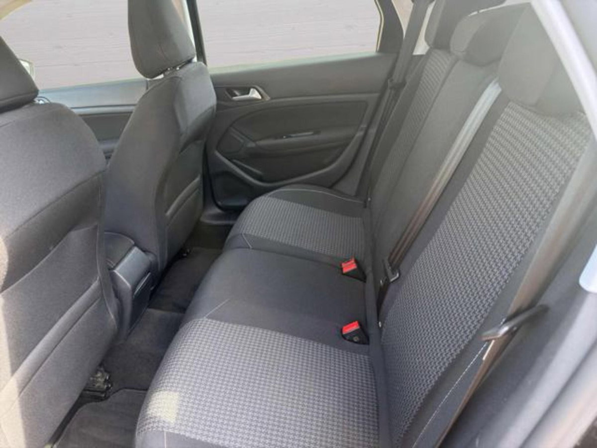 Peugeot 308 SW 1.5 bluehdi Business s&s 130cv eat8 (10)