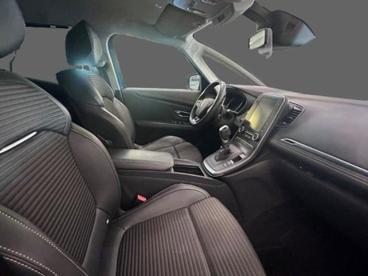 Renault Scenic E-Tech Electric 1.9 dCi Luxe Dynamique (3)