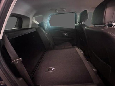 Renault Scenic E-Tech Electric 1.9 dCi Luxe Dynamique (4)