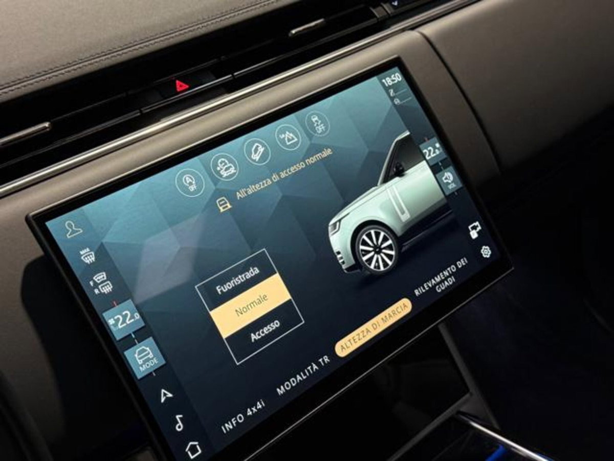 Land Rover Range Rover 3.0D l6 HSE (18)